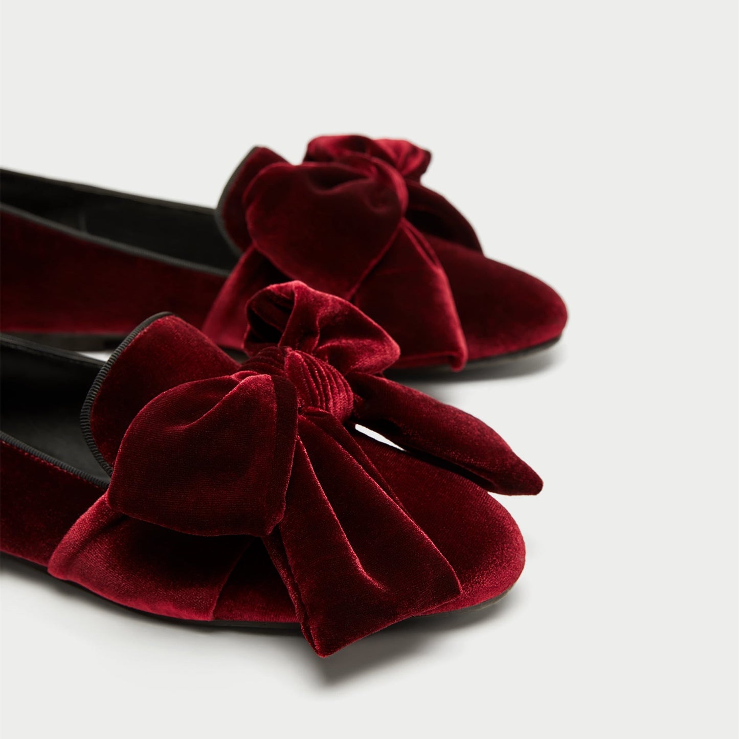 Women's Cute Burgundy Velvet Round Toe Loafer Flats with Bow