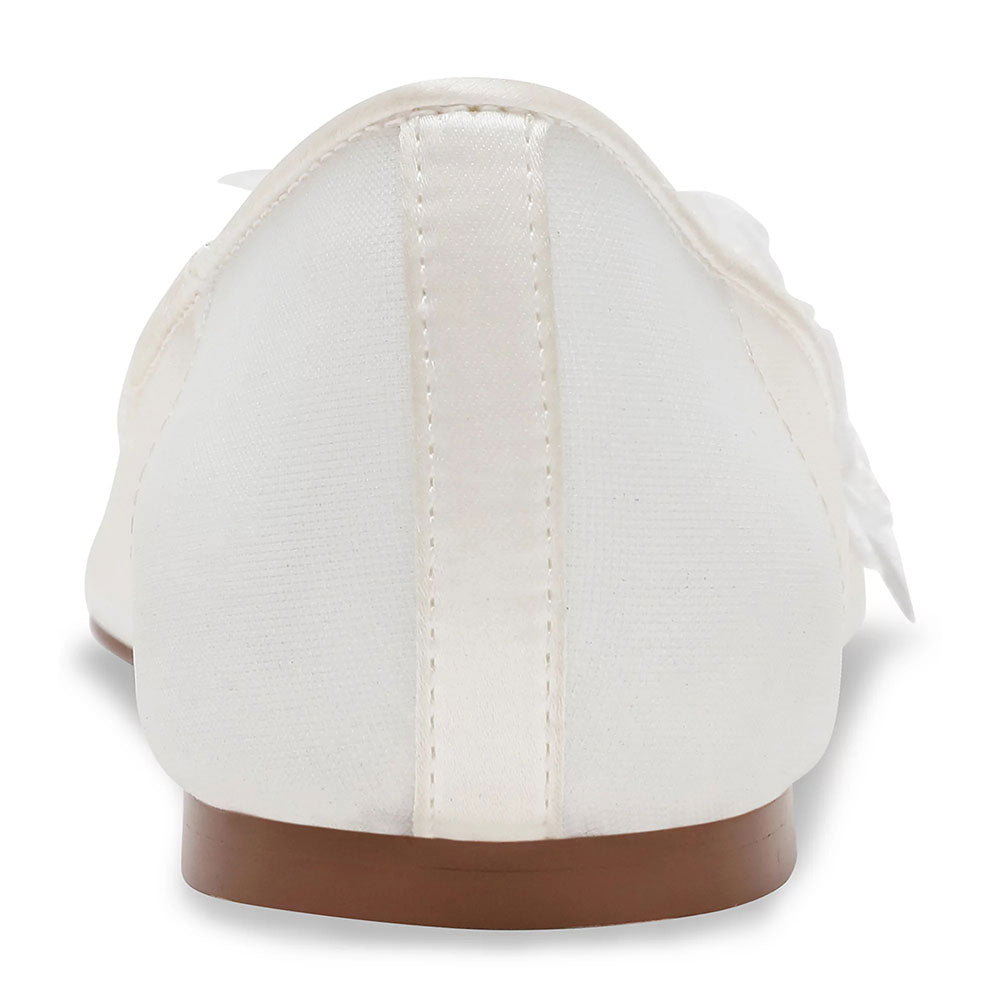 White Mesh Pointed Toe Delicate Flower Decor Bride Flats