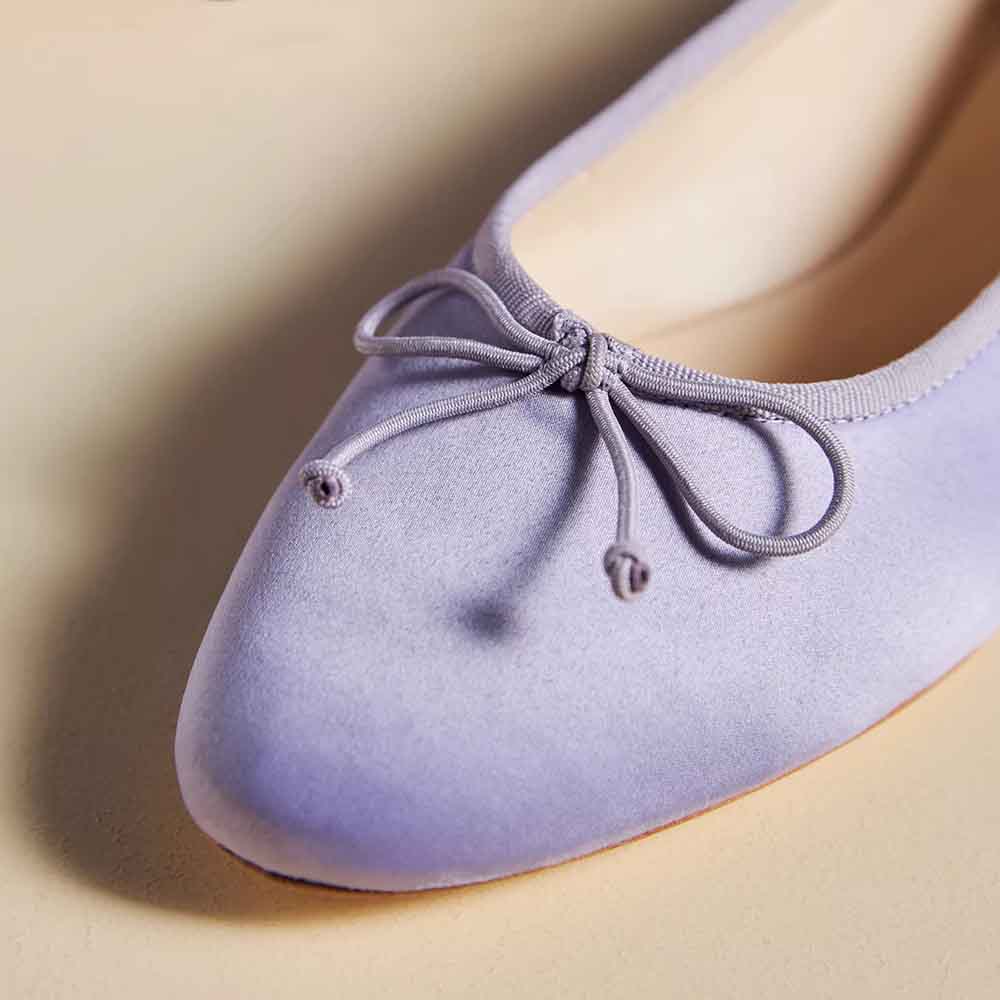 Light Purple Satin Round Toe Elegant Ballet Flats with Bow