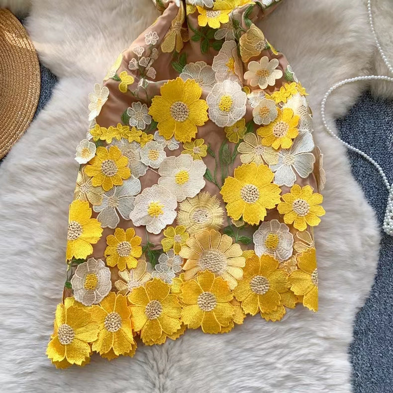 New Sleeveless Waist Slimming Floral Embroidery Design Irregular Strapless Dress TP2848