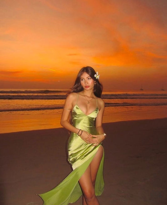 New V-neck Long Beach Green Dress Backless Lace-up Sleeveless Satin Long Prom Party Dress cg25617