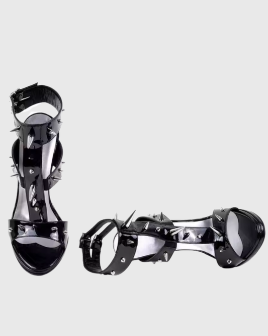 Earleen Rivet Strap Sandals In Black