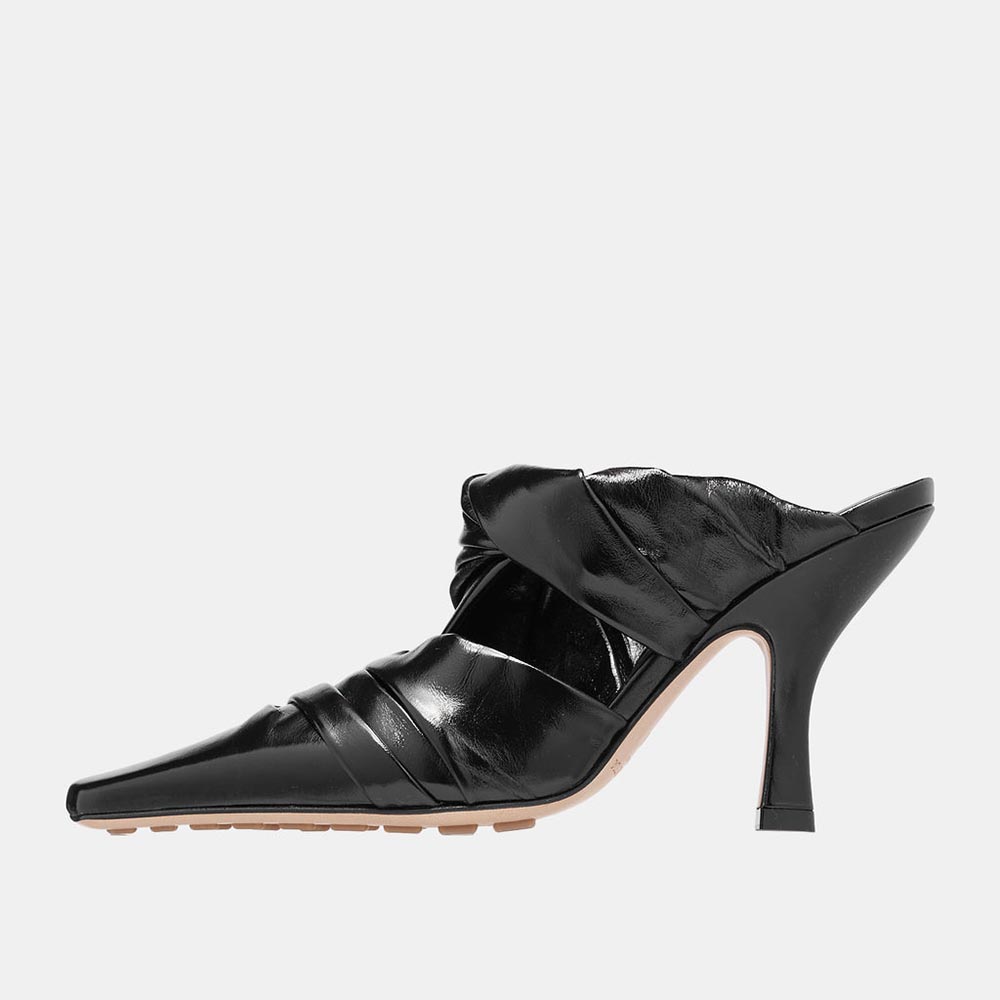 Stylish Pointed Toe Soft Pleated Shoes High Heel Mules in Black