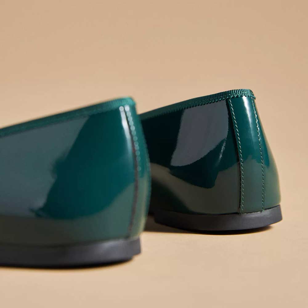 Green Patent Leather Pointed Toe Formal Flats with Bow