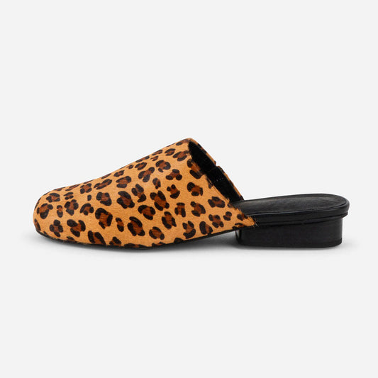 voyabags Classic Leopard Print Round Toe Flat Mules for Women