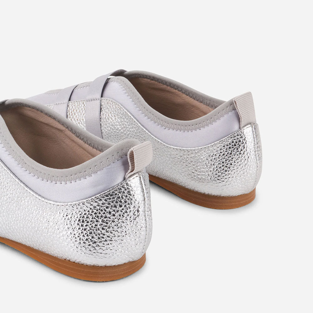 Gray and Silver Round Toe Elastic Band Casual Ballet Flats
