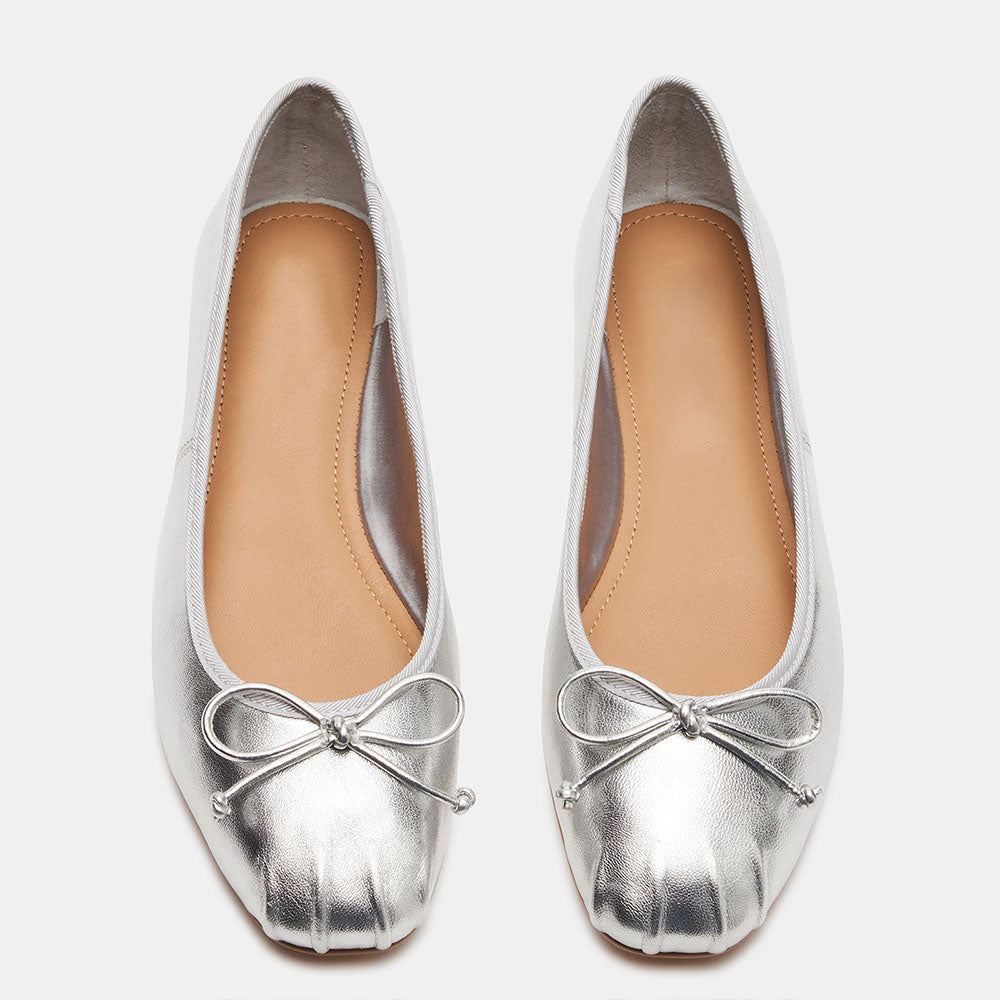 Stylish Silver Metallic Bow Embellished Square-Toe Ballet Flats