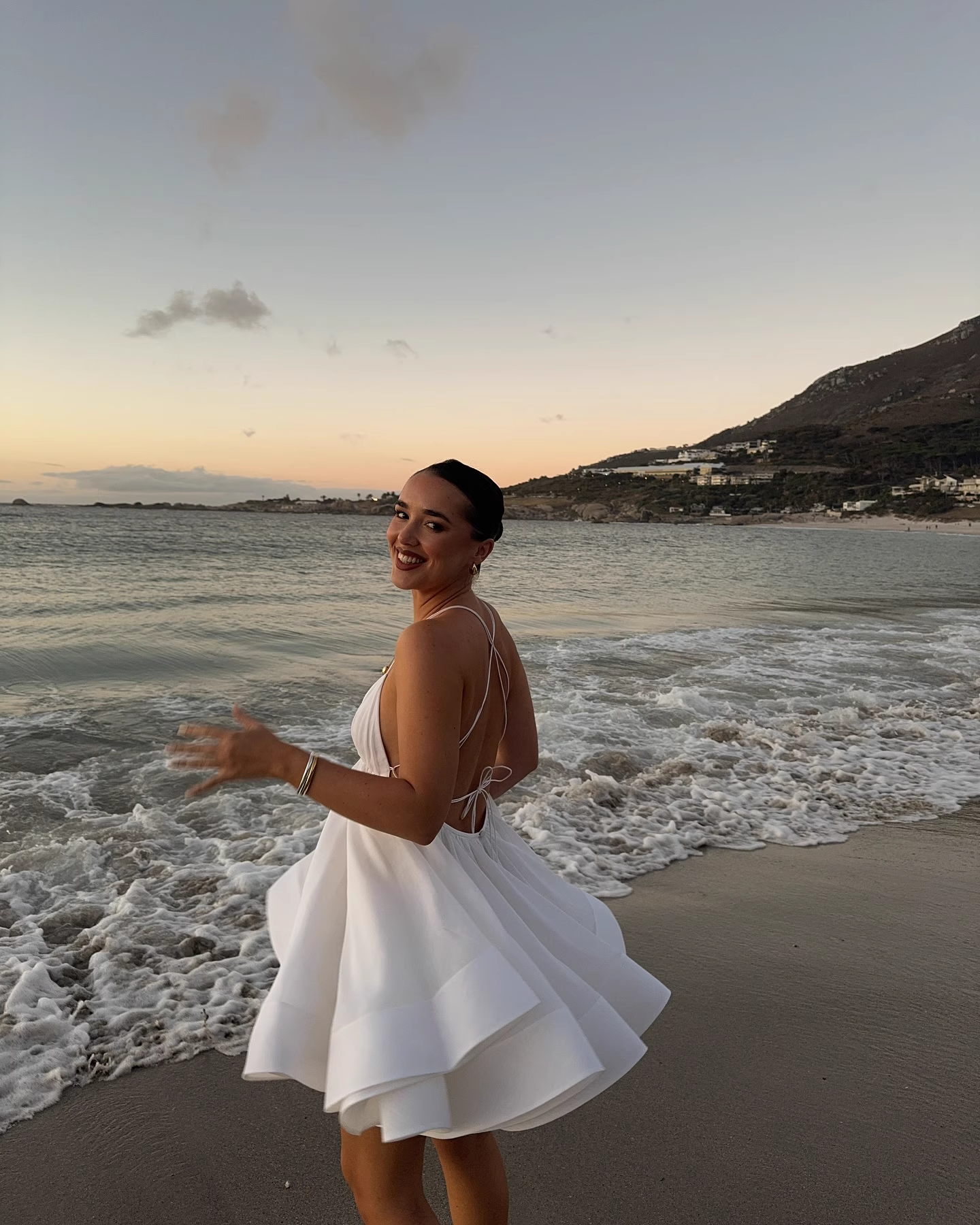 Fashion White V-neck Design A-line Spaghetti Strap Party Dress Homecoming Dress TP3903