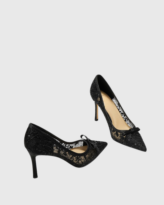 Baal Lace Bow Pumps In Black