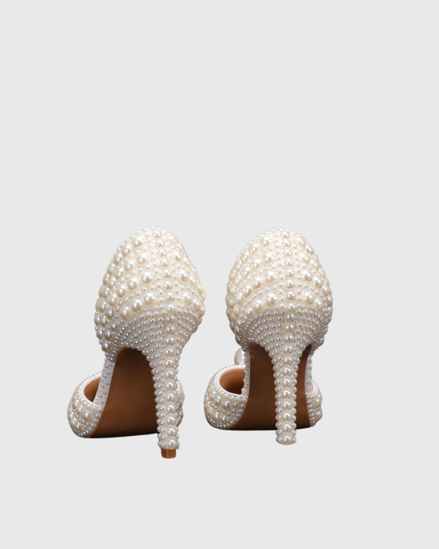 Liviana Pearl Pumps In White