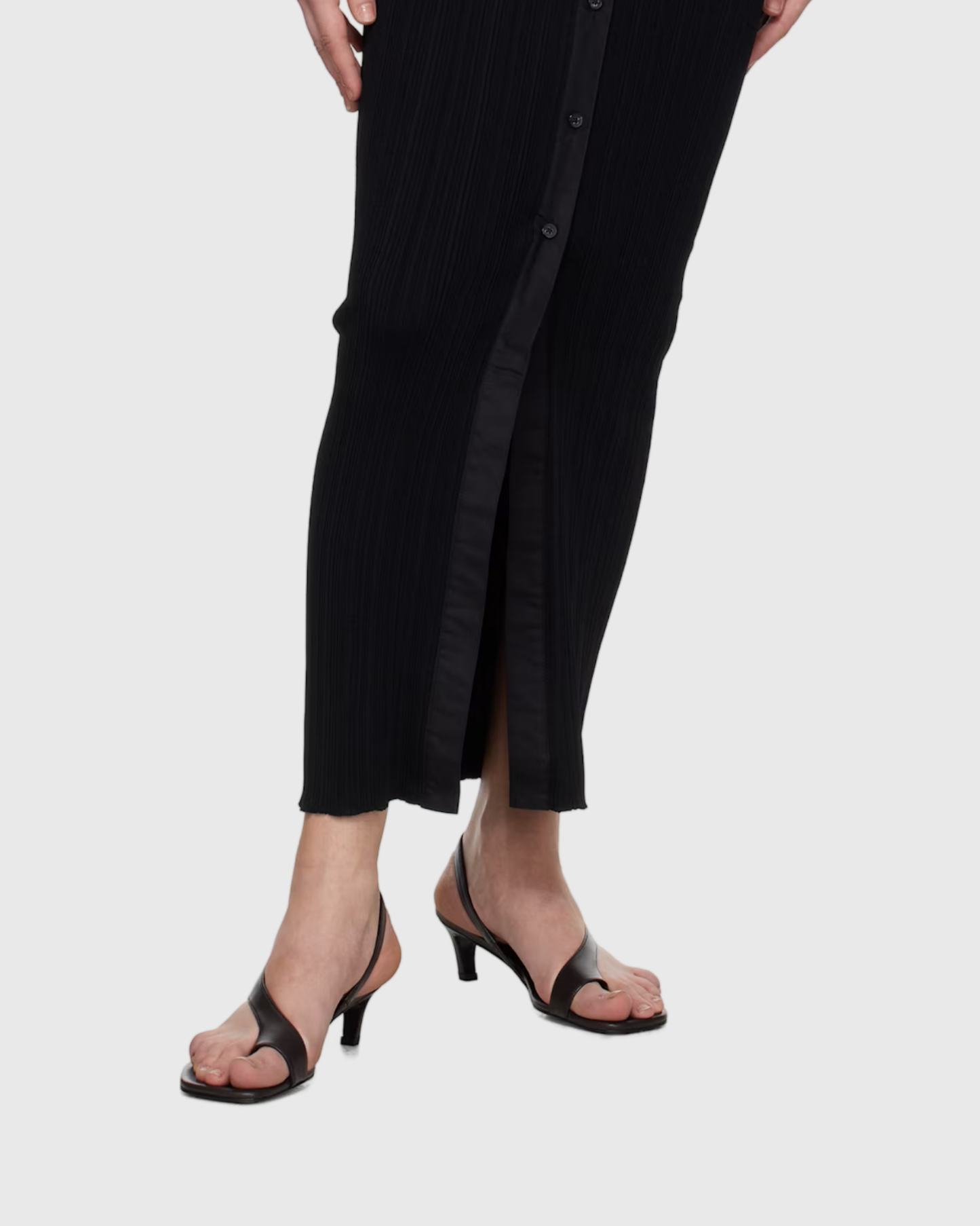 Meli Thong Sandals In Black