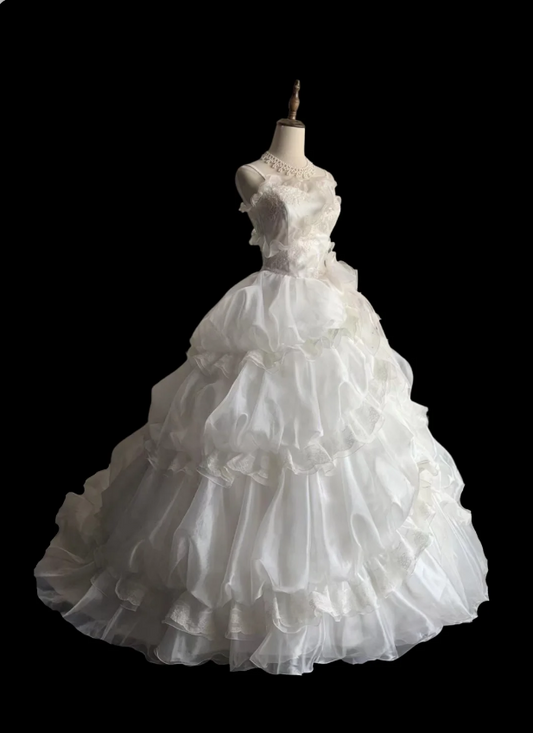 Princess skirt irregular pleated white cake puffy wedding dress P2865