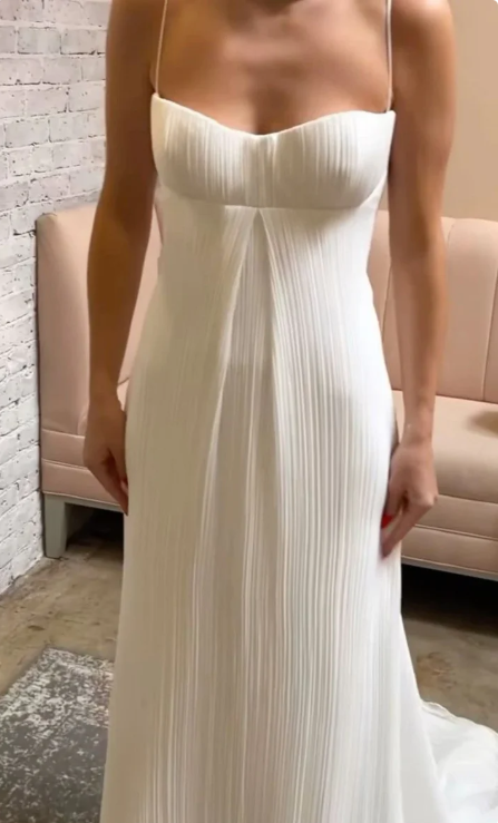 Elegant Crystal Cream Prom Dress Sheath Pleated Evening Gown Spaghetti Strap Party Dress Long Formal Dress TP4759