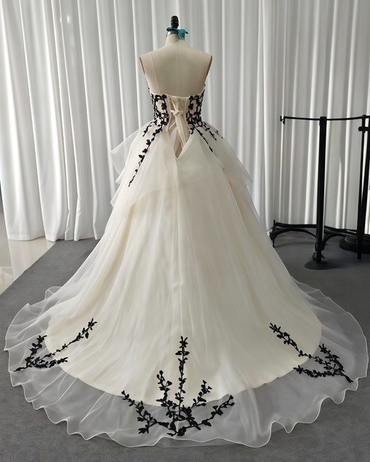 Vintage Sweetheart Floral Party Dress, Ivory Ruffle Ball Gown