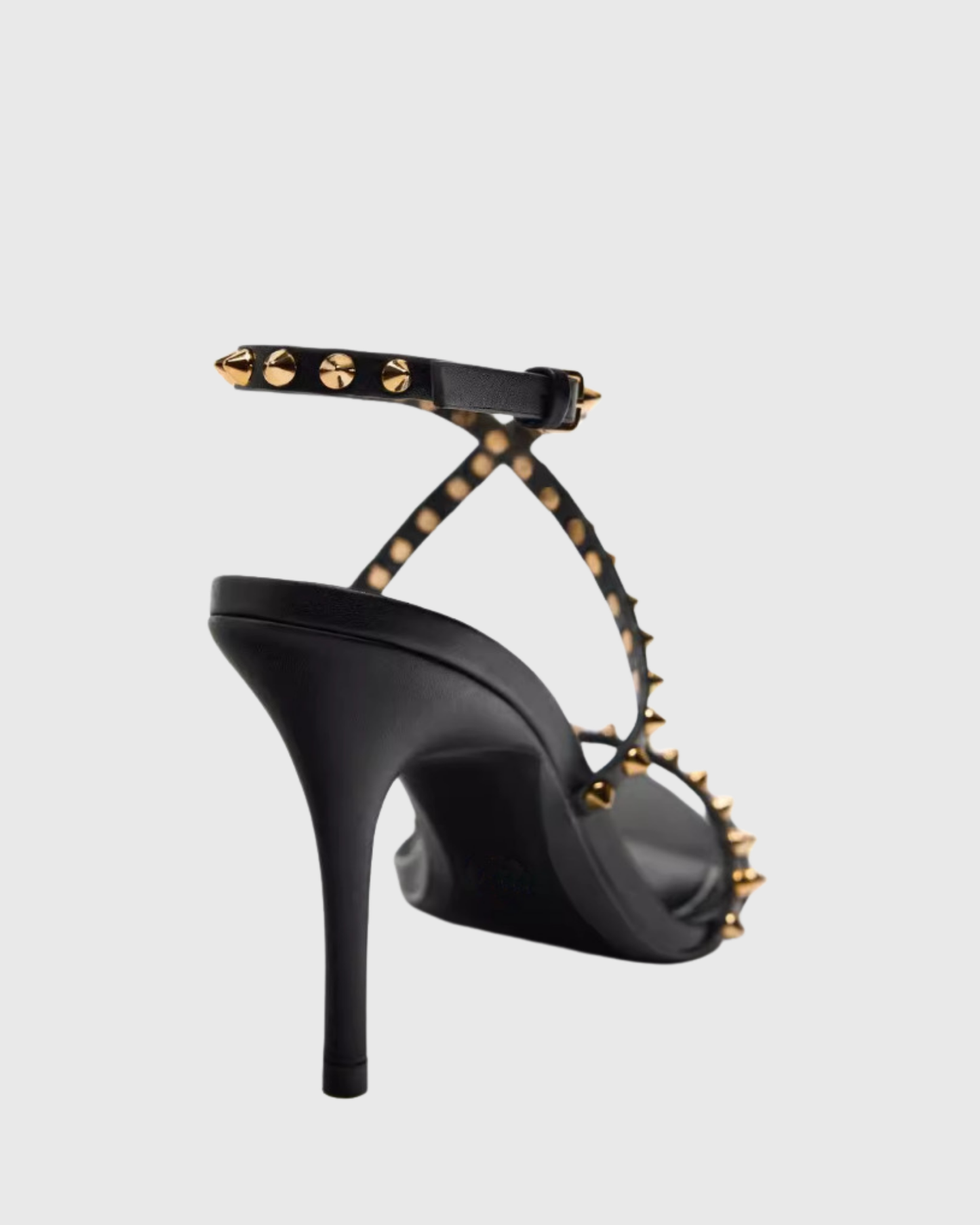 Zoie Rivet Cross Strap Sandals In Black