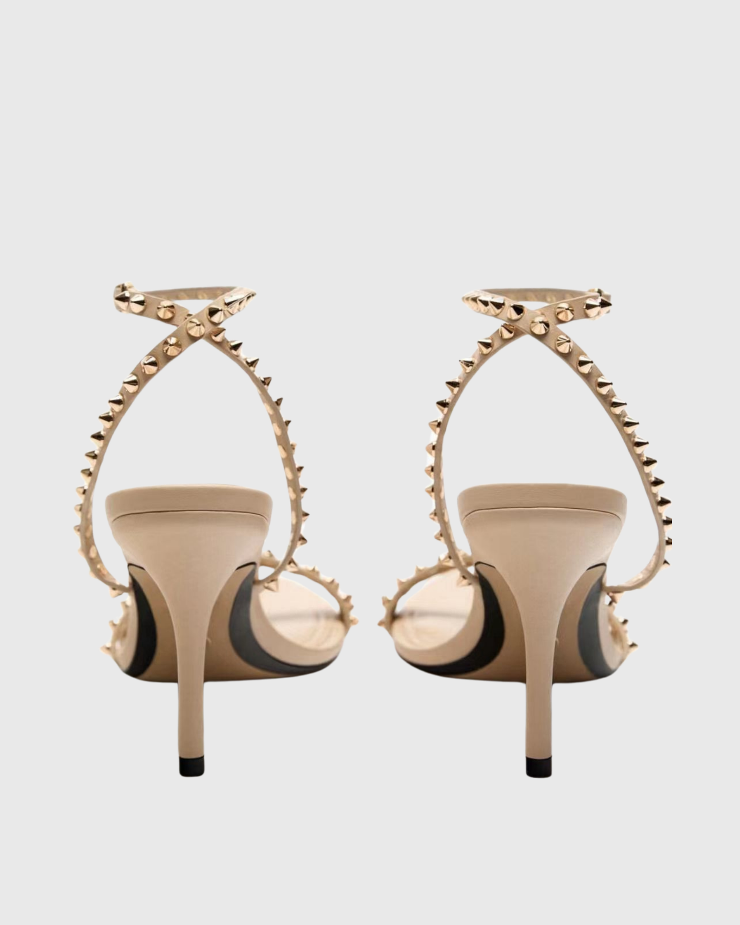 Zoie Rivet Cross Strap Sandals In Natural