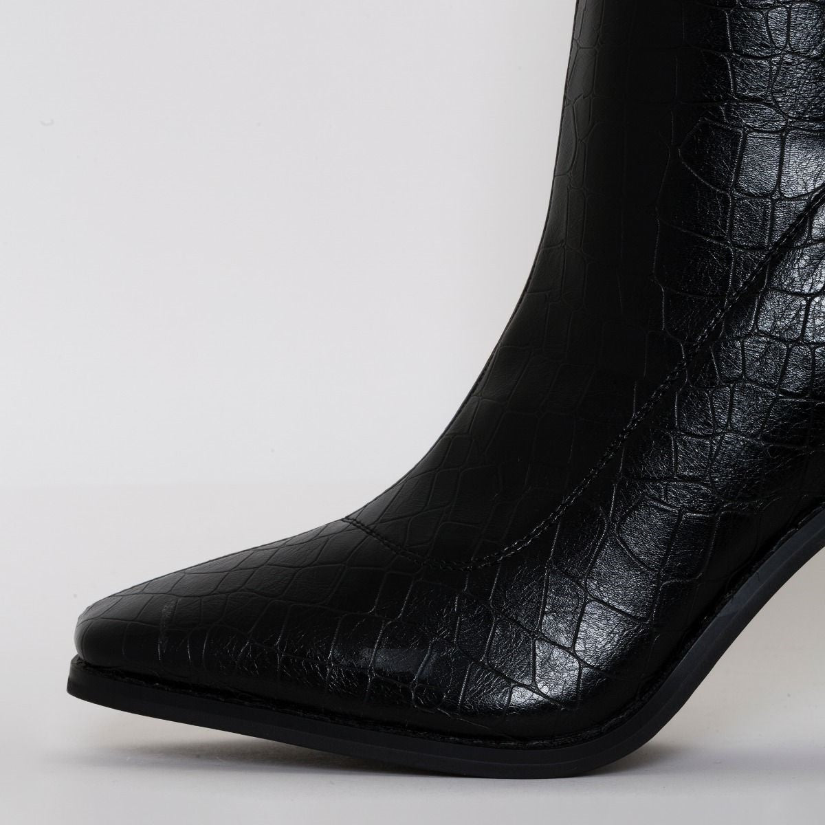 Black Bamboo Chunky Heel Pointy Toe Mid Calf Boots