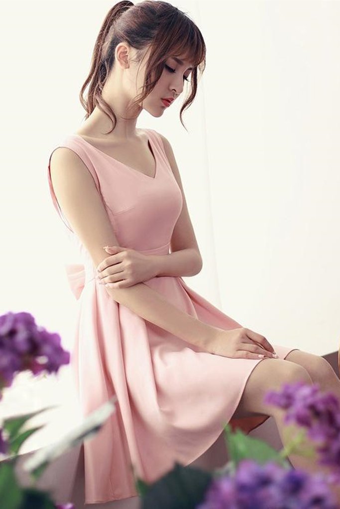 Cute V Neck Open Back Pink Satin Short Homecoming Dress, V Neck Pink Formal Graduation Evening Dress cg22584