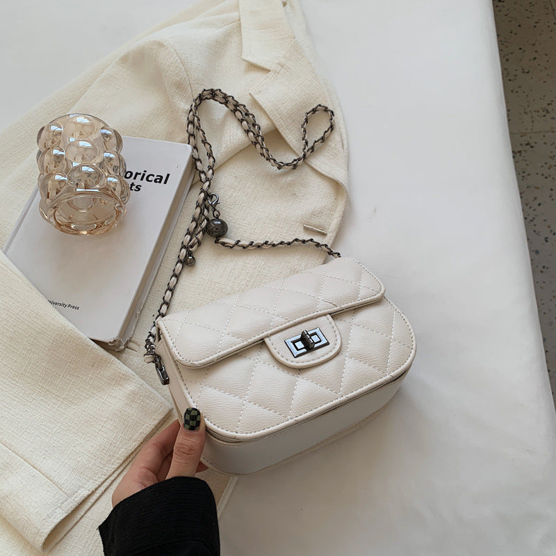 Women Fashion Casual Embroidery Chain Small Crossbody Bag