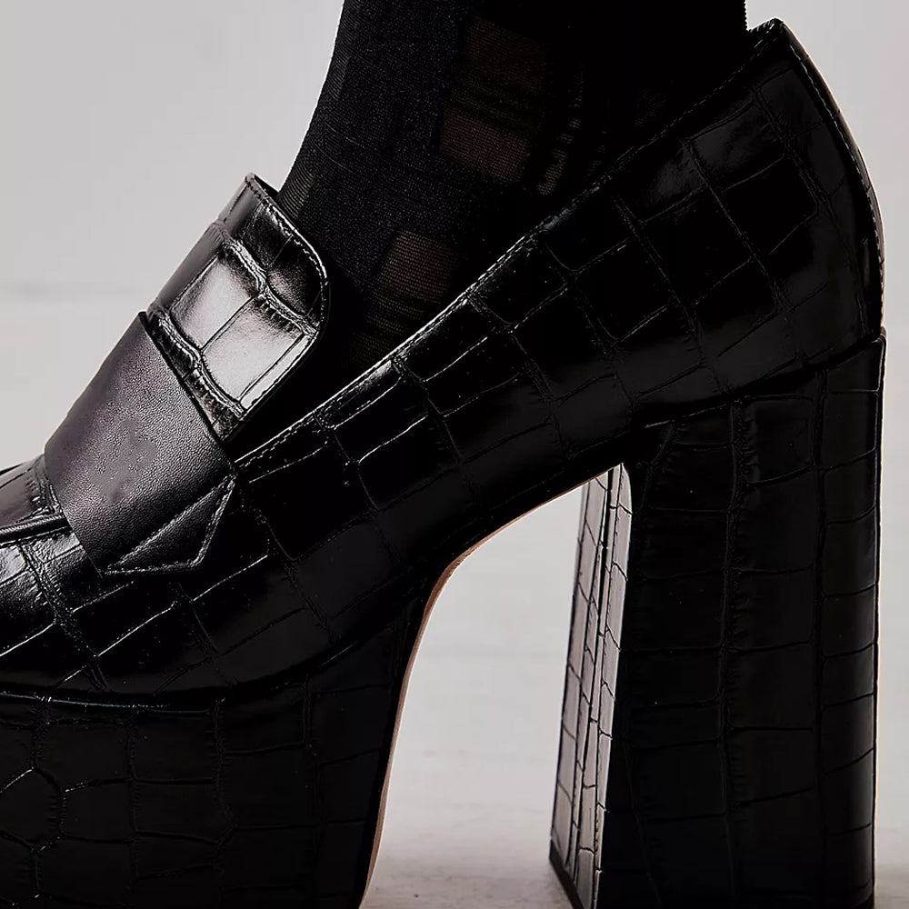 Stylish Square Toe Embossed Detail Platform Loafers in Black