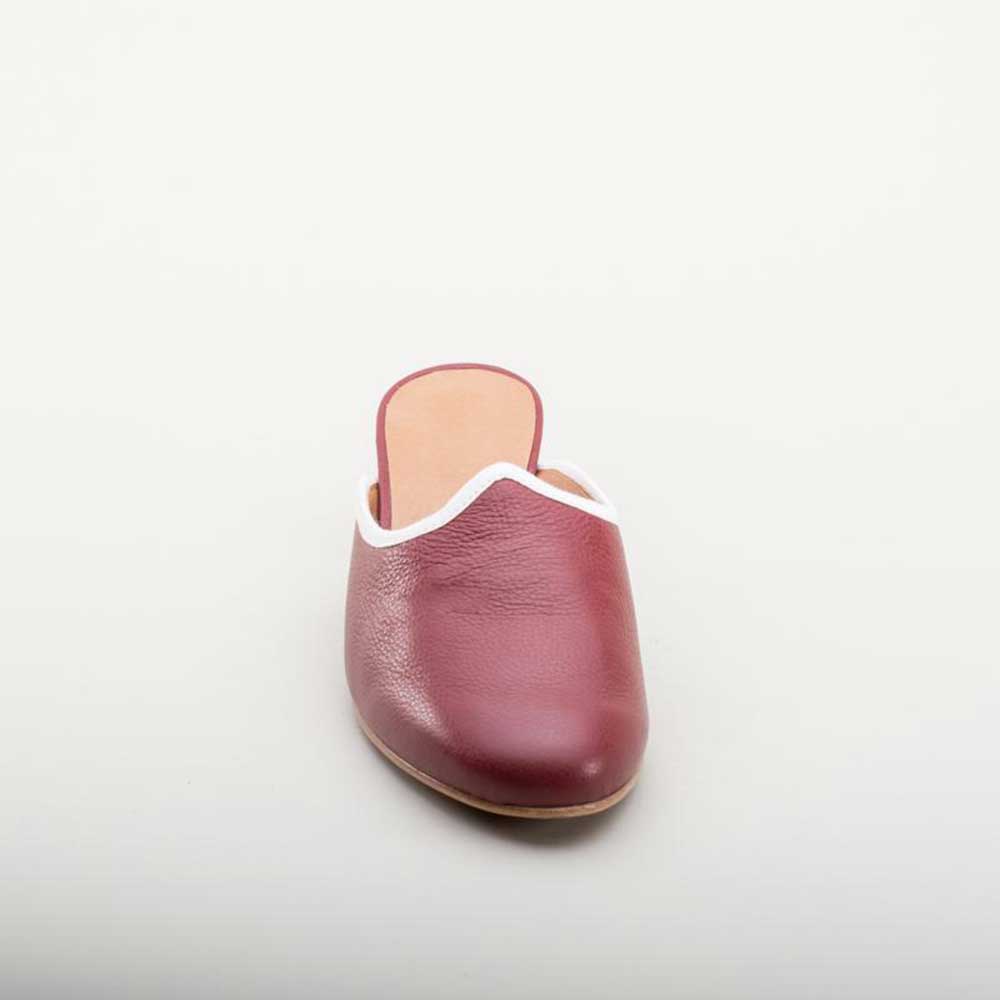 Women's Maroon & White Round Toe Spool Heel Vintage Mules Shoes