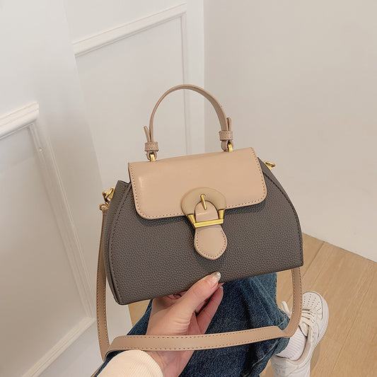 Sacs à main à bandoulière contrastés tendance