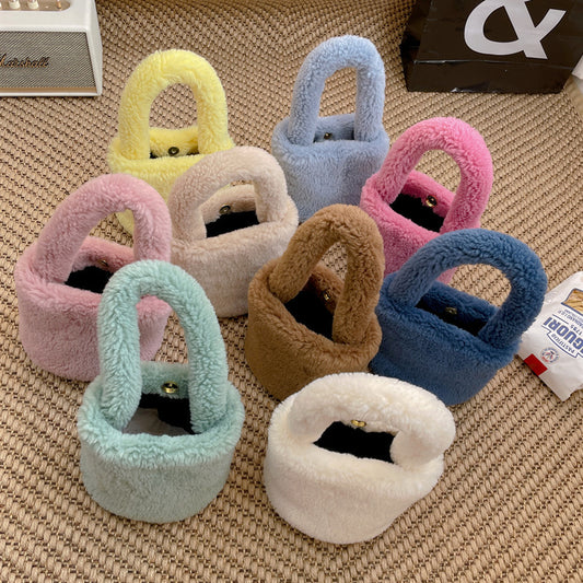 Autumn And Winter Women Fashion Plush Handbag