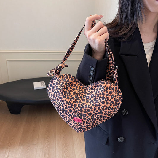 Fashion Creative Heart Shaped Leopard Shoulder Bag