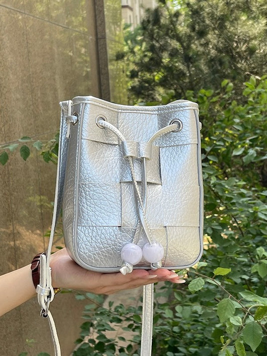 Sac à bandoulière en PU tissé de couleur unie pour femme