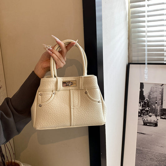 Women Fashion Simple Solid Color Pleated Handbag