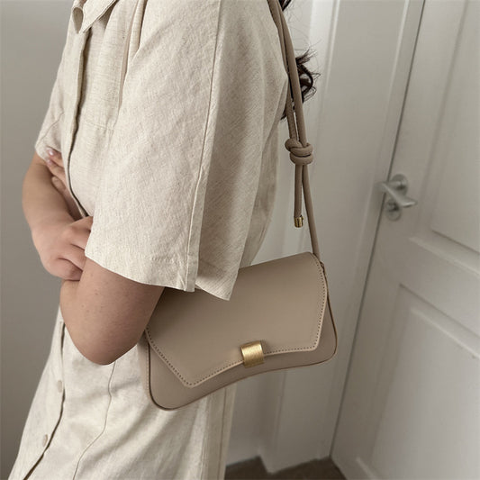 Sac à bandoulière simple et tendance de couleur unie