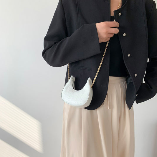 Women Casual Solid Color Dumpling-Shaped Zipper Chain Mini Crossbody Bag