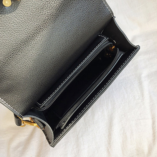 Women Fashion Studded Vintage Wide Strap Crossbody Handbag