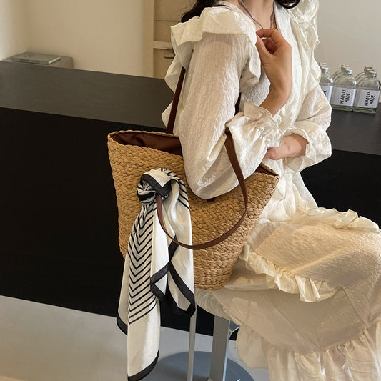 Sac fourre-tout décoratif en soie tissée et paille pour femme, fourre-tout à bandoulière de grande capacité, tendance et tendance, été