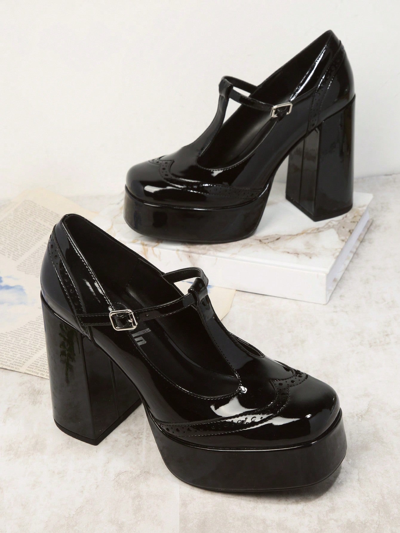 Black Patent Leather Closed Toe Chunky Heel T-Strap Platform Loafers