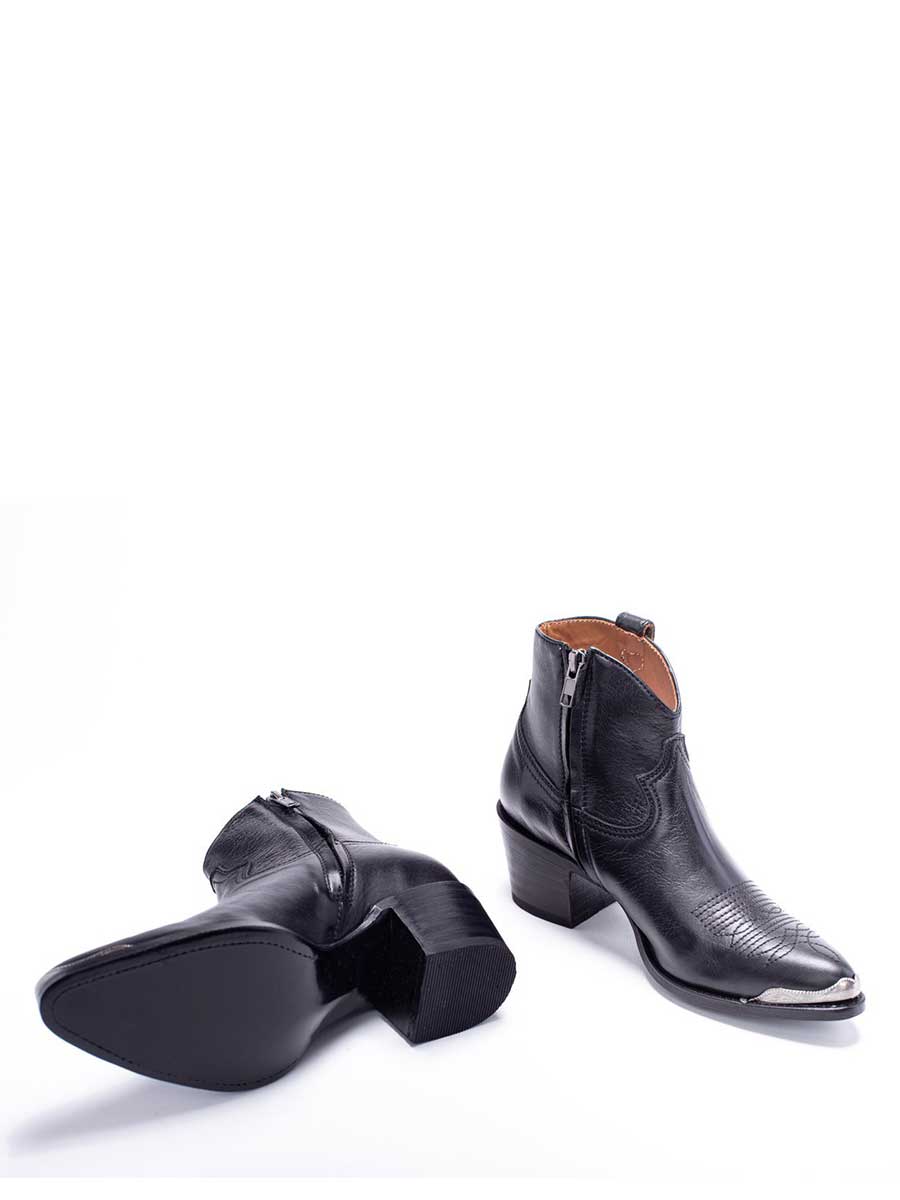 Black Vegan Leather Pointed Toe Side-Zipped Block Heeled Cowgirl Ankle Boots