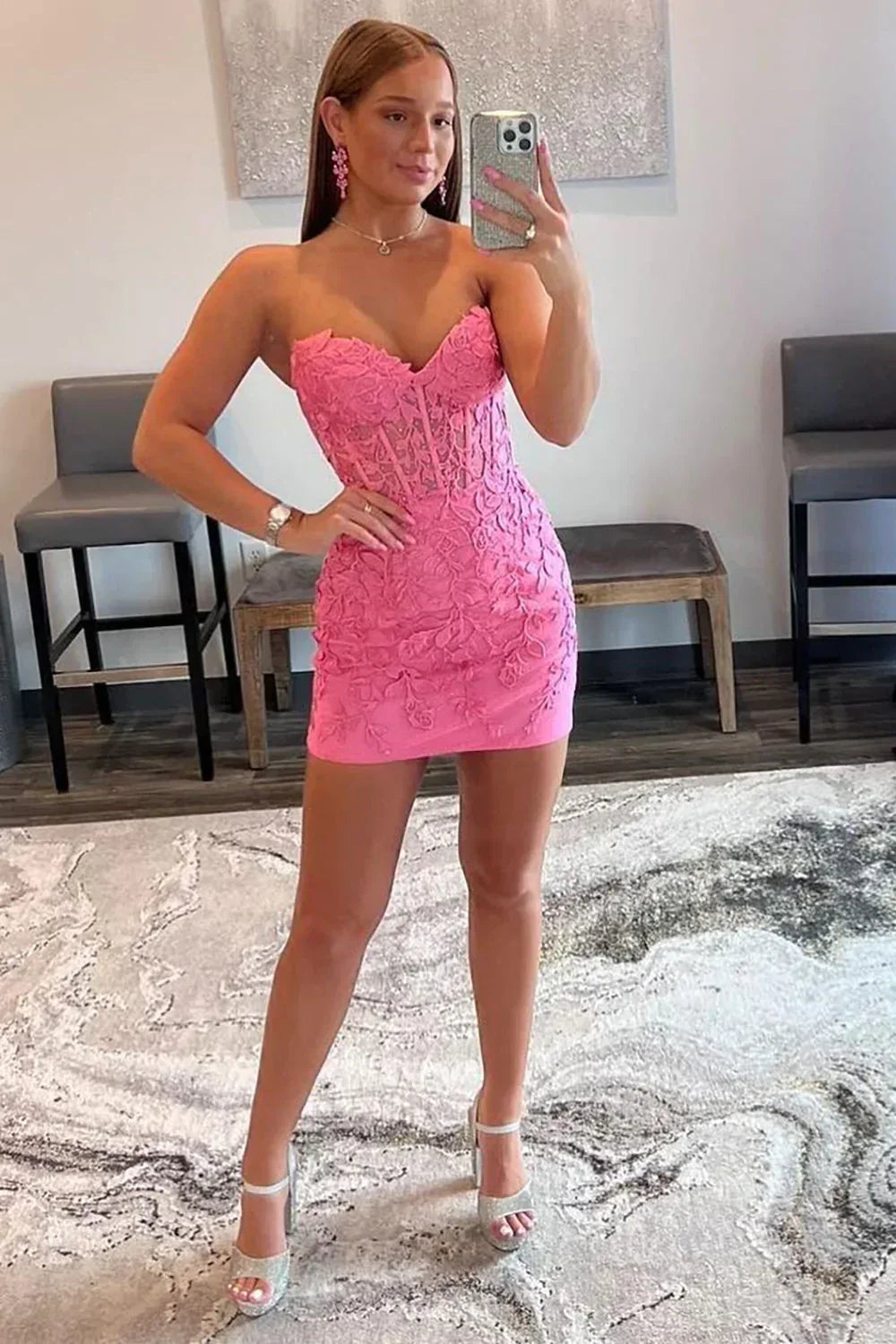 Adorable Sweetheart Lace-Up Homecoming Dress in Short Tight Fit