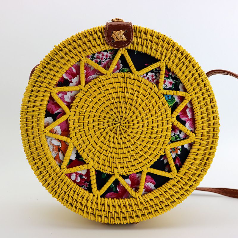 Vintage Woven Rattan Hollow Crossbody Bag