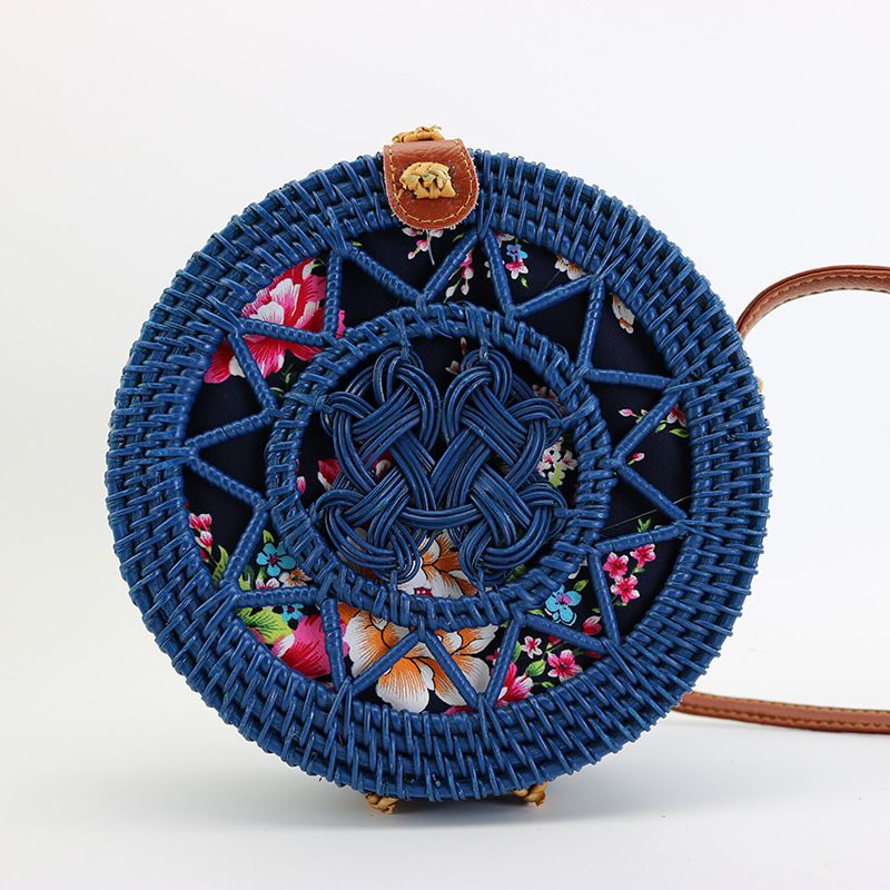 Vintage Woven Rattan Hollow Crossbody Bag