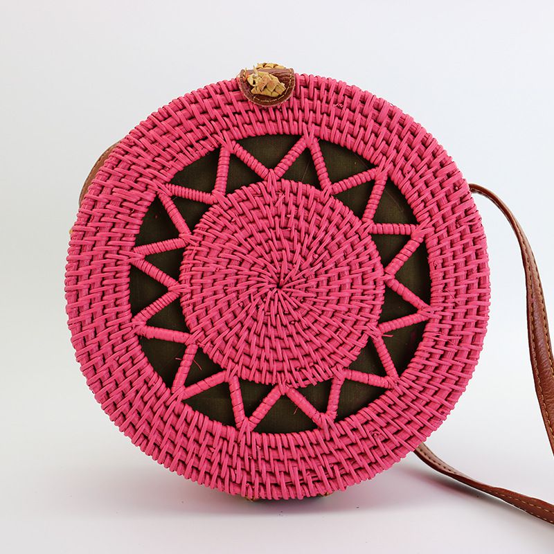 Vintage Woven Rattan Hollow Crossbody Bag