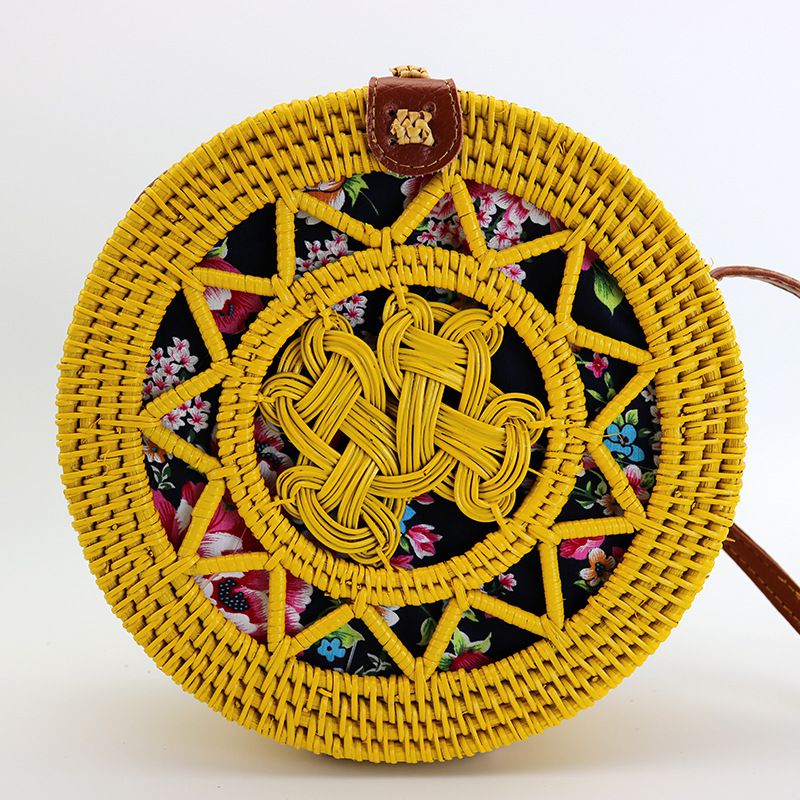 Vintage Woven Rattan Hollow Crossbody Bag