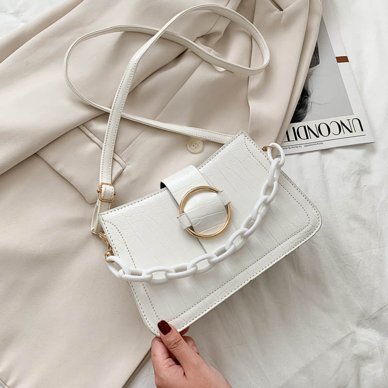 Woman All-match Solid Color Chain Crossbody Bag