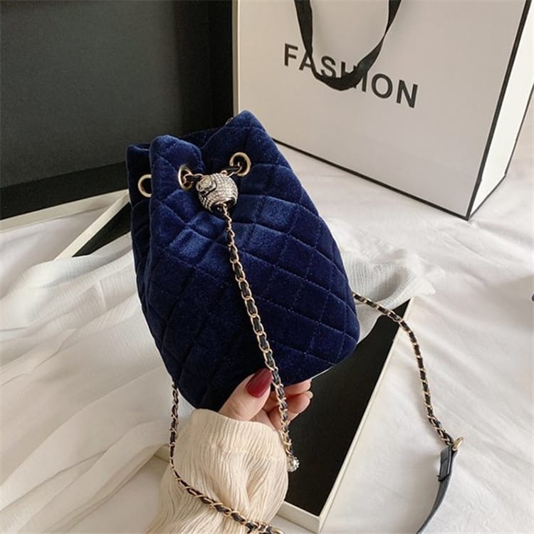 Women Fashion Solid Color Velvet Metal Chain Bucket Mini Bag