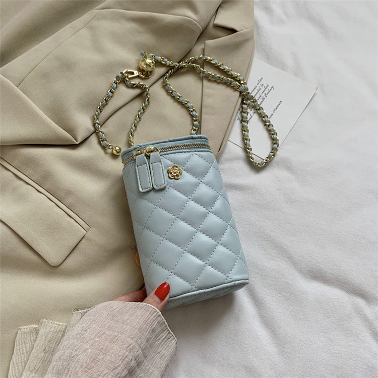 Women Simple Metal Decorative Zipper Rhombic Grid Crossbody Bag