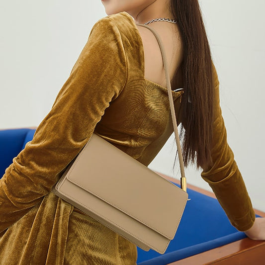 Women Simple Style Solid Color Magenetic Bukle Underarm Bag