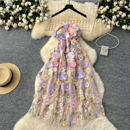 Fashion Summer Three-dimensional Flower Embroidery Waist Slimming Spaghetti Strap Dress TP2847