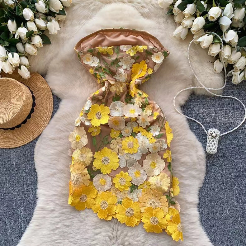 New Sleeveless Waist Slimming Floral Embroidery Design Irregular Strapless Dress TP2848