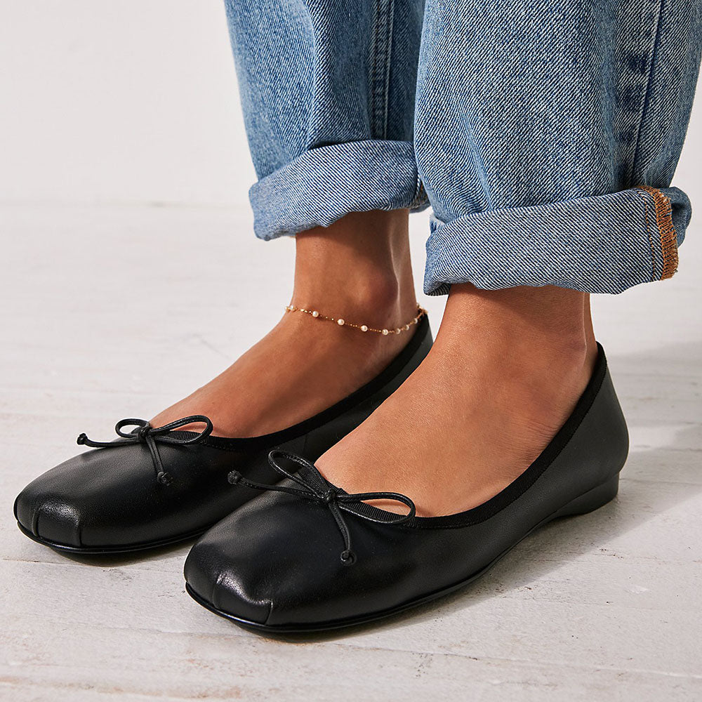 Women's Classic Round Toe Shoes Bow Ballet Flats in Black