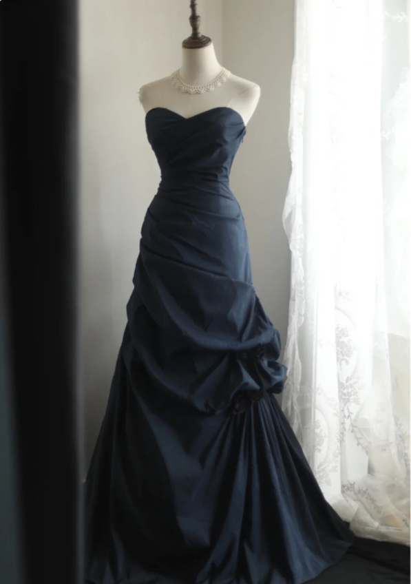 Elegant Navy Blue Mermaid Pleated Satin Long Prom Dress Evening Dress P4236
