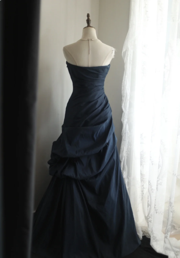 Elegant Navy Blue Mermaid Pleated Satin Long Prom Dress Evening Dress P4236